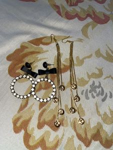 Set Of 2 Earrings
