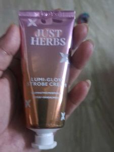Just Herbs Luni-Glow Strobe Cream
