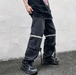 Beggy Cargo Jeans 🎧🤍🪨☄️