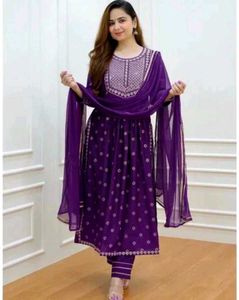 Elegant Purple Embroidered Kurta Set