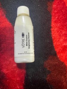 Votre White Essence Brightening Cleanser