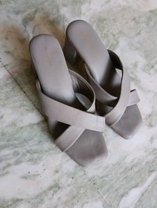 Stylish Greyish purple Block Heel Sandals