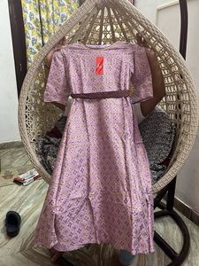 Elegant Lavender Kurta with Golden Motifs