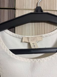 21 H&amp;M Crepe Tank top