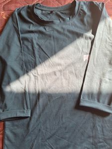 T Shirt In Gray Color✨