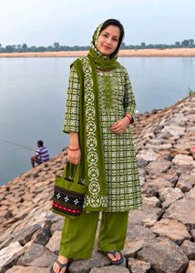 39 bust Green Ethnic Kurta Set with Dupatta
