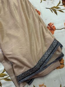 Elegant Beige Saree with Black Border blouse piece