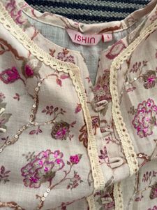 Floral Print Kurta with Lace Detail