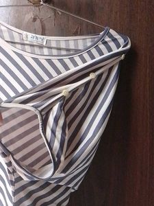 Striped Tunic Top❤️😍💕... hardly wore