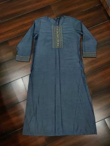 Elegant Grey Kurta with Golden Embroidery
