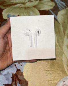 Apple AirPods (2nd Gen)