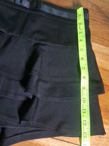 Black mini skort