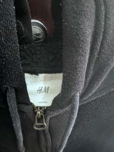 H&amp;M Original Black Zip Hoodie - Size L - 6 Times U