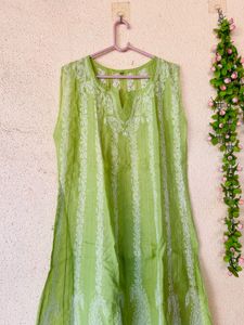 Vibrant Green Chikankari Kurta