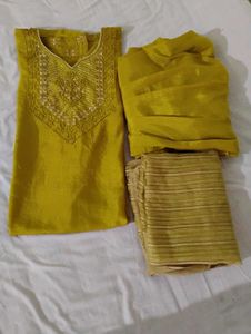 Elegant Yellow Kurta Set