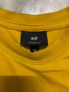 H&amp;M Yellow Graphic T-Shirt