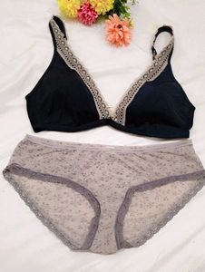 Black Lace Trim calvin Klein set👍
