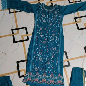 Beautiful Teal Embroidered Kurta Set