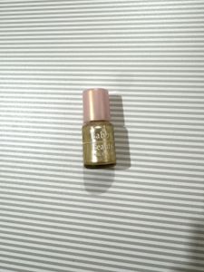 white chrome Nailpaint