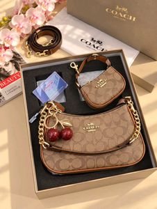 COACH(COPY)*Teri Gift Box with Baby CHARM &amp; CHERRY