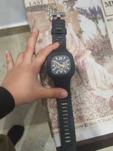 Stylish Black Wristwatch