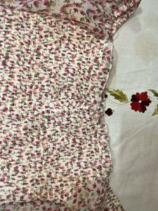 cute floral top