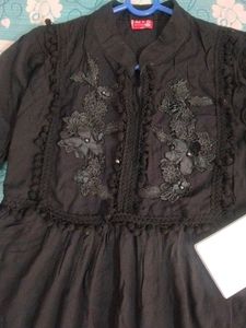 Black Tiered Embroidered Gown🖤