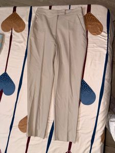Zara Beige Tapered Trousers | Size M