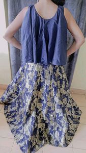 Blue bold gown