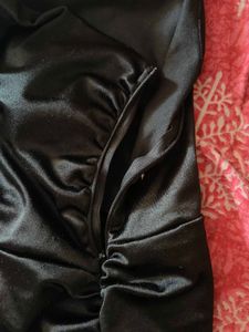 aesthetic off shoulder Black Bodycon Dress + freeb