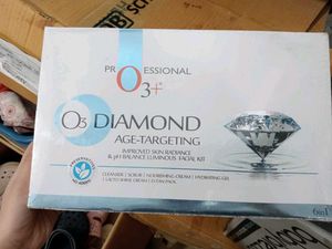 O3 Diamond Age-Targeting Facial Kit