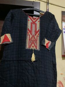 Stylish Black Kurta with Red &amp; Beige Print
