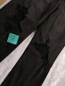 🤌✨Distressed Black Denim Jeans🤌✨