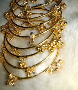 Kashmiri Golden Ghunghroo Bangles ✨