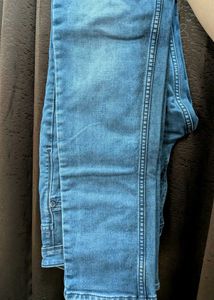 Men's Light Wash Denim Jeans