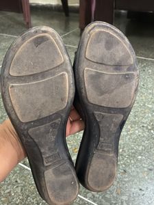 Formal black slippers