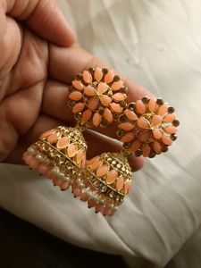 Gorgeously Designed Peach Polki &amp; Pearls Jhumka 👌👌