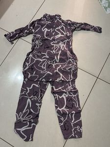 Stylish Kurta Set with Abstract Print