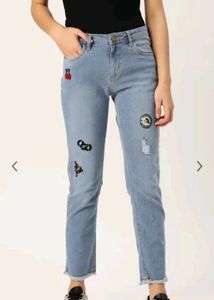 Women blue slim fit jeans