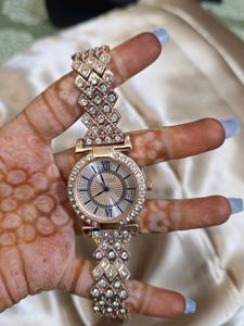⌚️⌚️Sparkling Rose Gold Watch⌚️⌚️