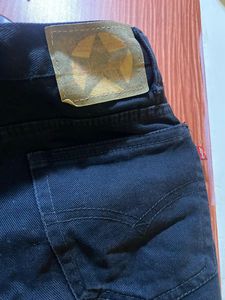 Levis Black Shorts (women’s)