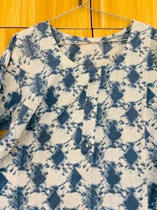 Blue &amp; White Printed Cotton Kurta