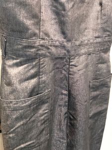 Sleeveless jumper With pockets