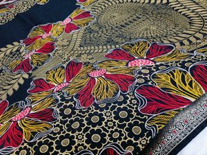 🇳🇿💫🎀Elegant Black Saree with Floral Embroidery