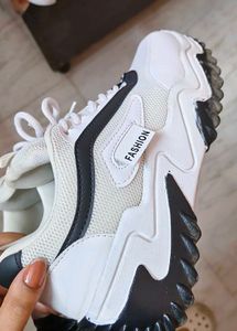 White Rowlands Sneakers