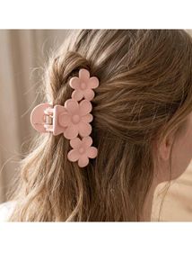set of 2 Cute Flower Hair Claw Clips