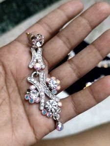 Stunning Rhinestone Necklace &amp; Earrings Set