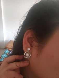 Elegant Pearl and Crystal Flower Earrings