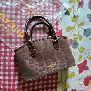 Stylish Brown Leopard Print Handbag