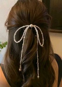 Elegant Pearl Bow Hair Clip